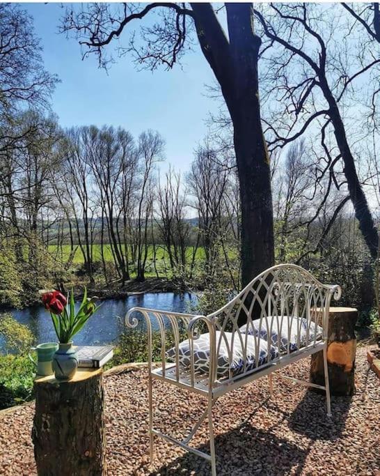 Cabalva Mill Cottage - Very Private And With Views Over The River Wye Clifford Luaran gambar