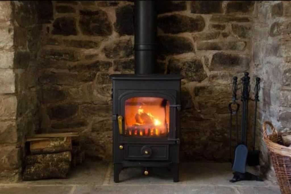 Cabalva Mill Cottage - Very Private And With Views Over The River Wye Clifford Luaran gambar